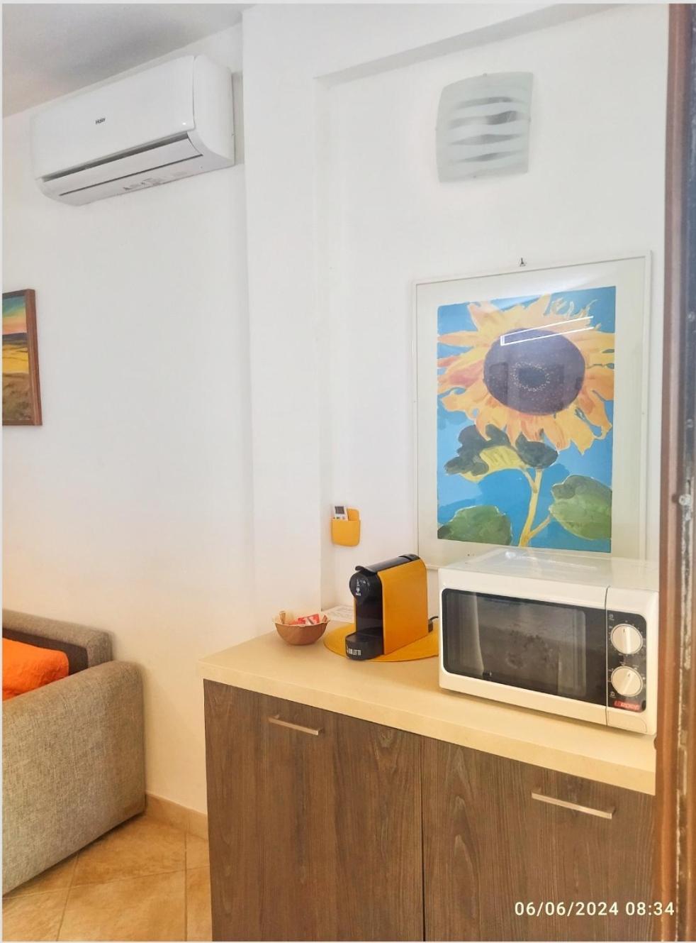 Casa Vacanze Ginestra La Maddalena Con Parcheggio Privato Exterior foto